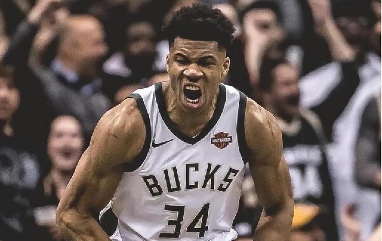 险胜首场状态出色，巴黎圣日耳曼观众沸腾！，字母哥重返赛场上演精彩一战的简单介绍