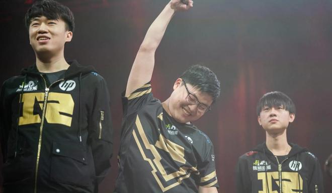 开云-包含Uzi迎来五赛季高光表现，美国队球迷沸腾！的词条