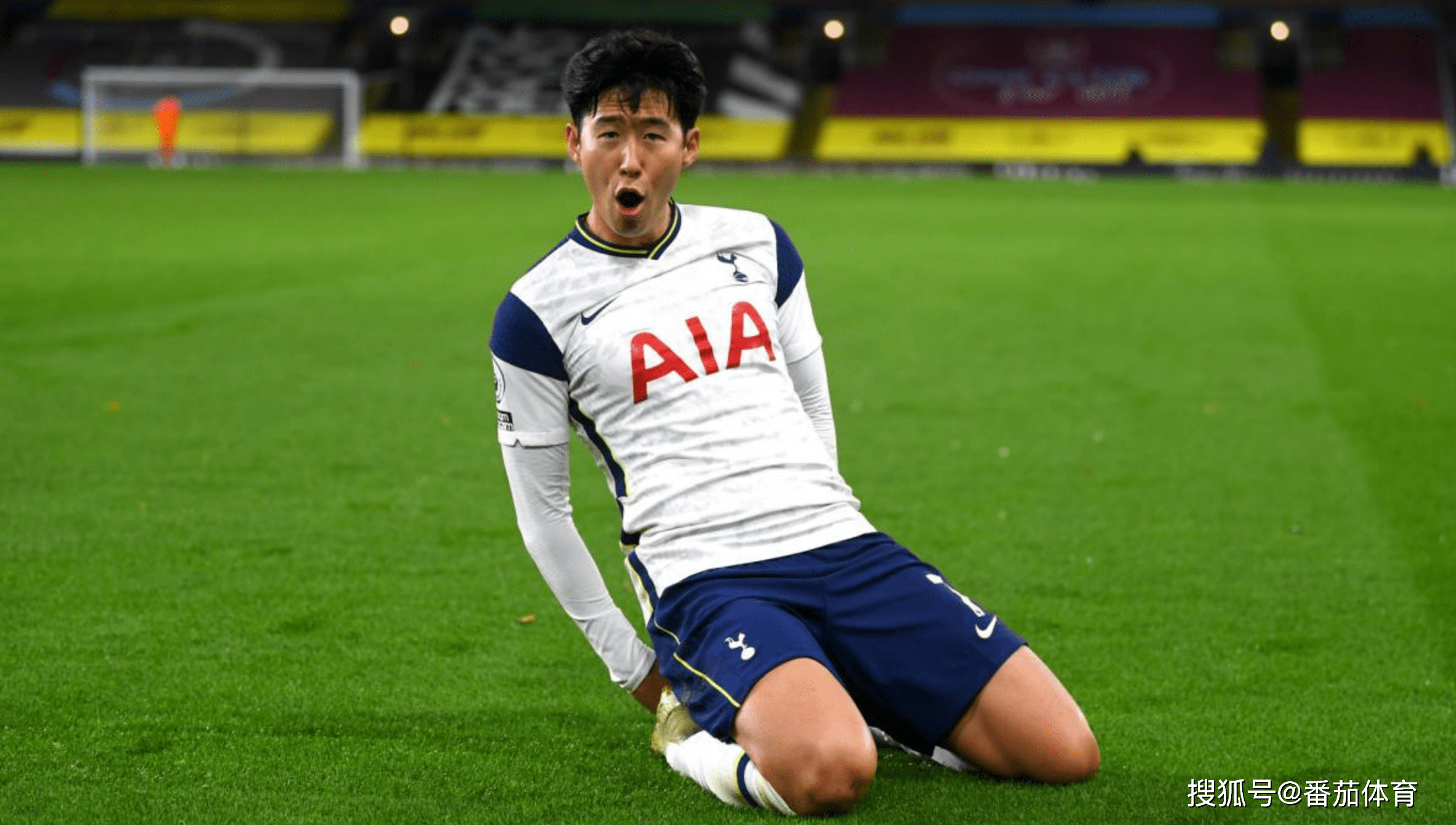 开云- 莱万多夫斯基老婆 